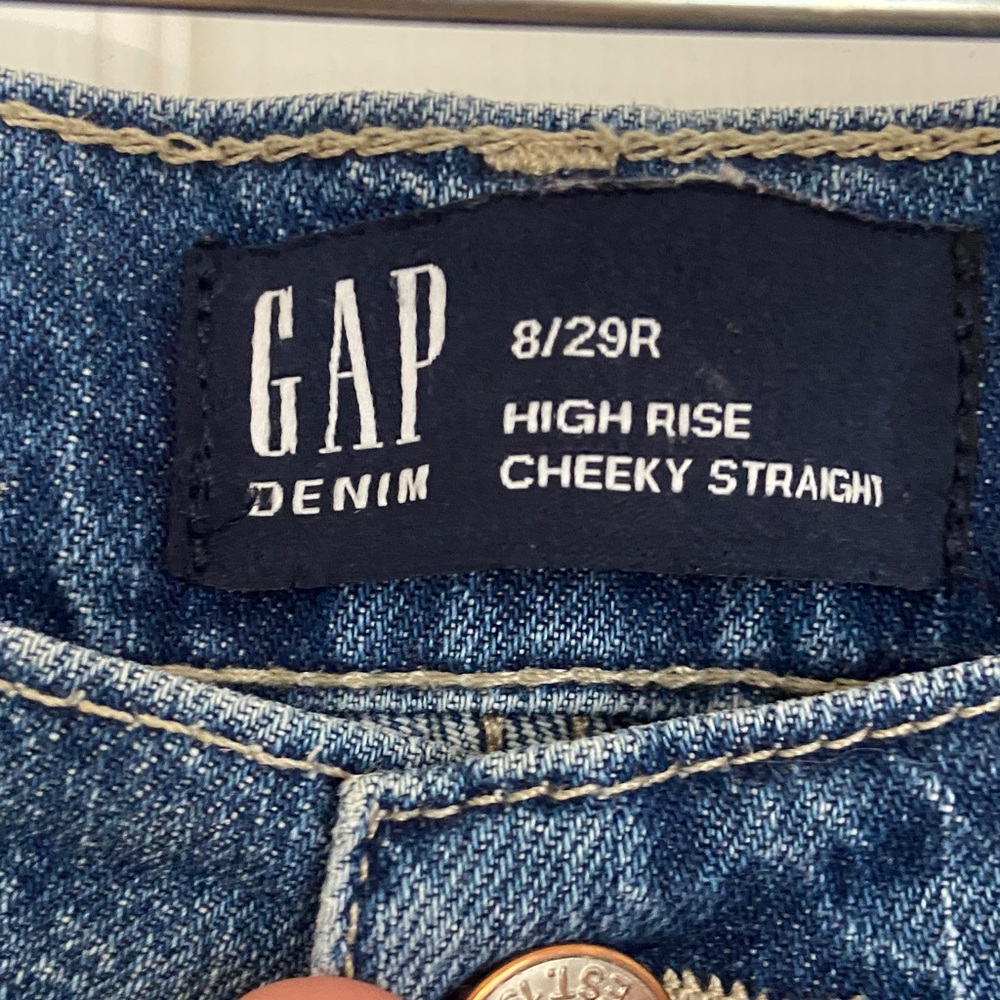 GAP Women’s Straight Blue Jeans with Distressed Details - Picture 2 of 6